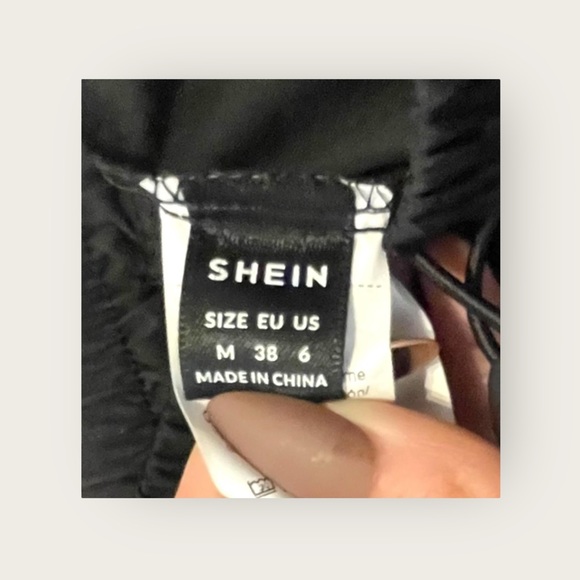 SHEIN medium/6 lightweight jogger - Picture 2 of 9